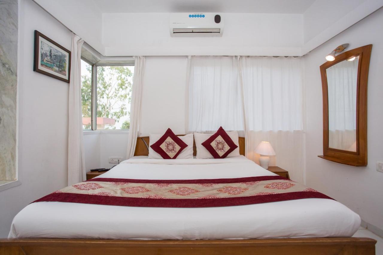 Oyo Flagship Hotel Silver Nest Panchgani Exterior photo